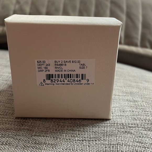 Silver cubic zirconia ring size 7 - Picture 4 of 4